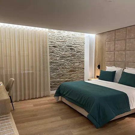 Coracao Do Tua Hotel *